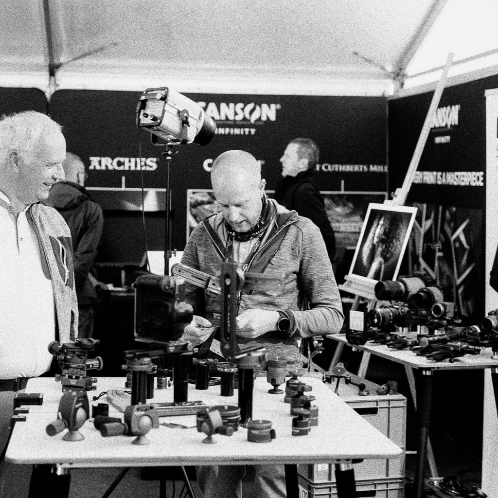 Photowalk Leica M6 Horizonte Zingst 2025 am Stand von Novoflex

#Photowalk
#LeicaM6
#leica_store_nuernberg
#fotoweckbrodt
#AnalogPhotography
#FilmIsNotDead
#koenigphotobags
#novoflex
#Leica_camera
#HorizonteZingst
#HZ2025
#Zingst
#Ostsee
#MecklenburgVorpommern
#AnalogeFotografie
#35mmFilm
#FilmPhotography