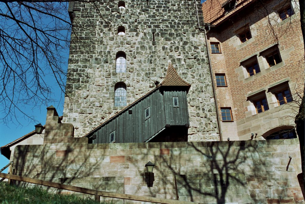 Photowald durch Nürnberg mit der Nikon FE