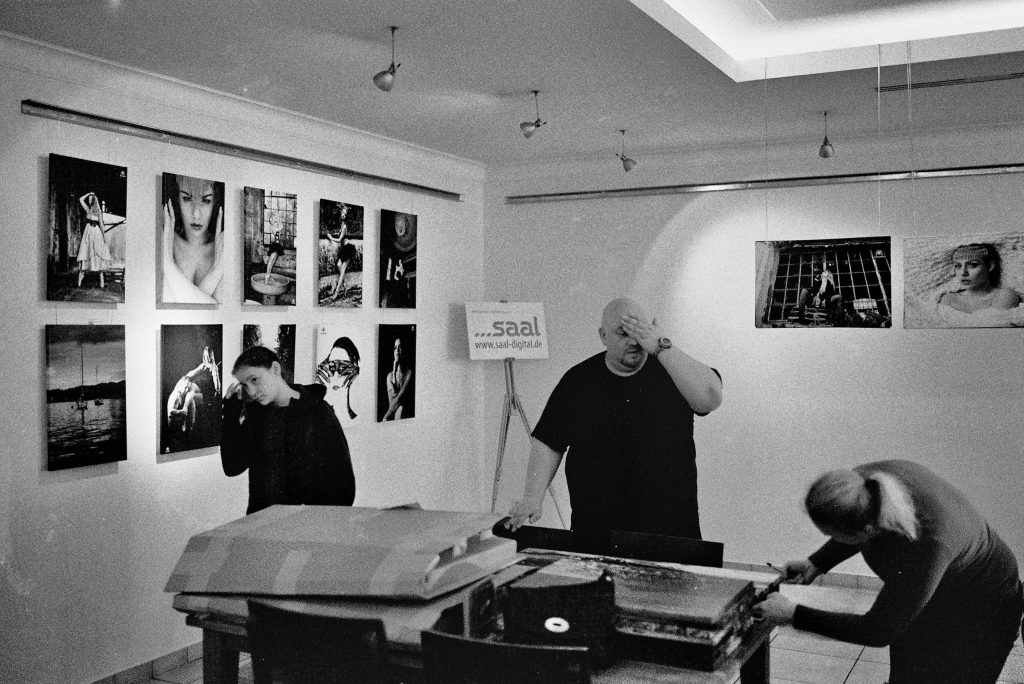 Vorbereitung zur Kunstnacht April 2018 || Analoge Ausstellung Benjamin Sieber und Stefan Stroessenreuther